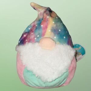 NWT NWT 8” Rayford the Rainbow Gnome Squishmallow